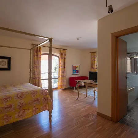 El Molino De Salinas Hotel 3*