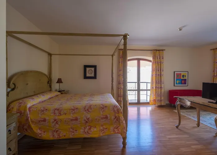 El Molino De Salinas Hotel