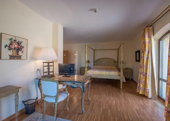 El Molino De Salinas Hotel